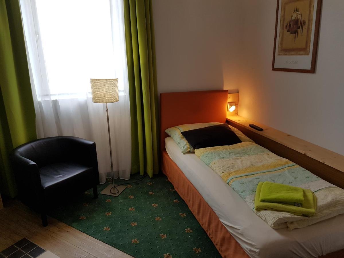 Hotel Kreuzwirt Engerwitzdorf Buitenkant foto