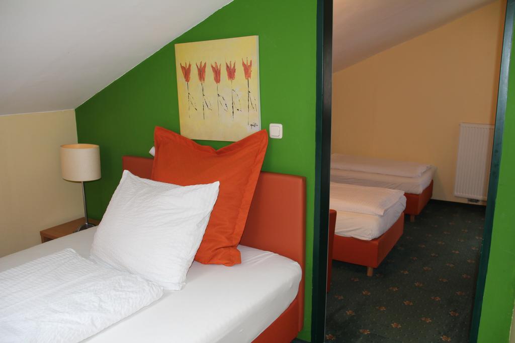 Hotel Kreuzwirt Engerwitzdorf Kamer foto