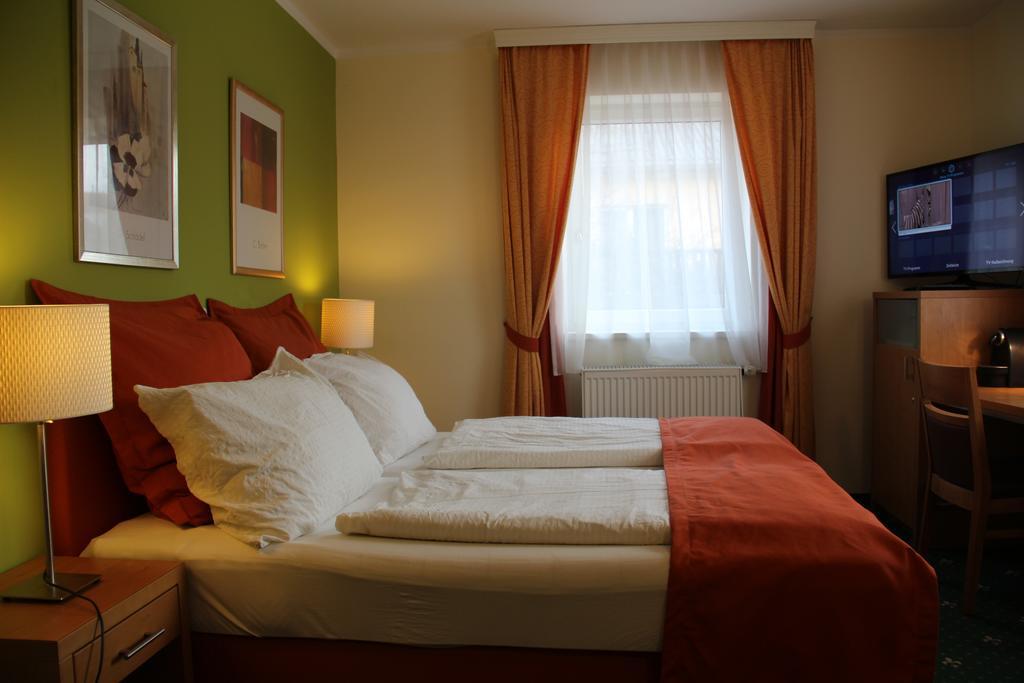 Hotel Kreuzwirt Engerwitzdorf Kamer foto
