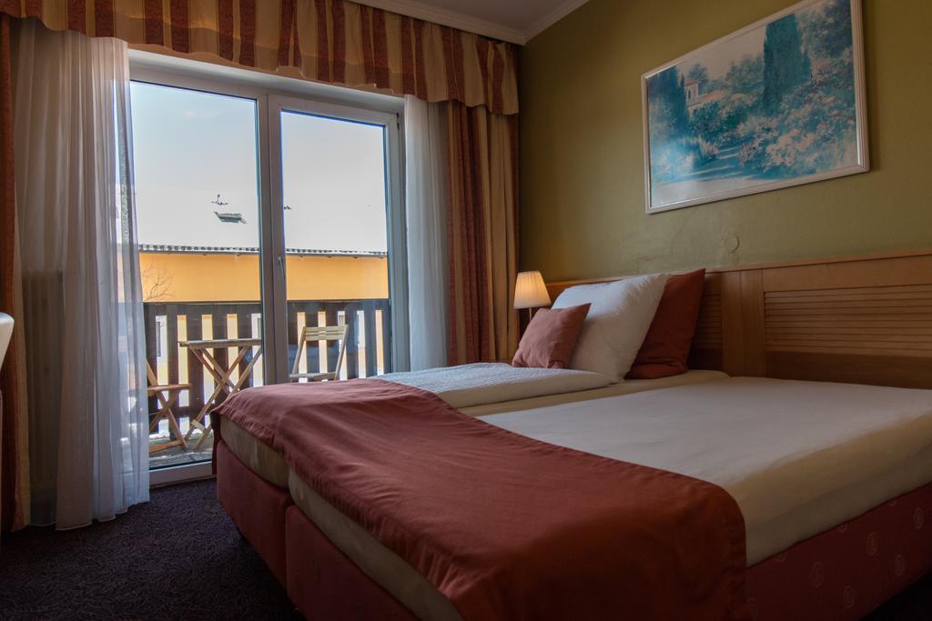 Hotel Kreuzwirt Engerwitzdorf Buitenkant foto