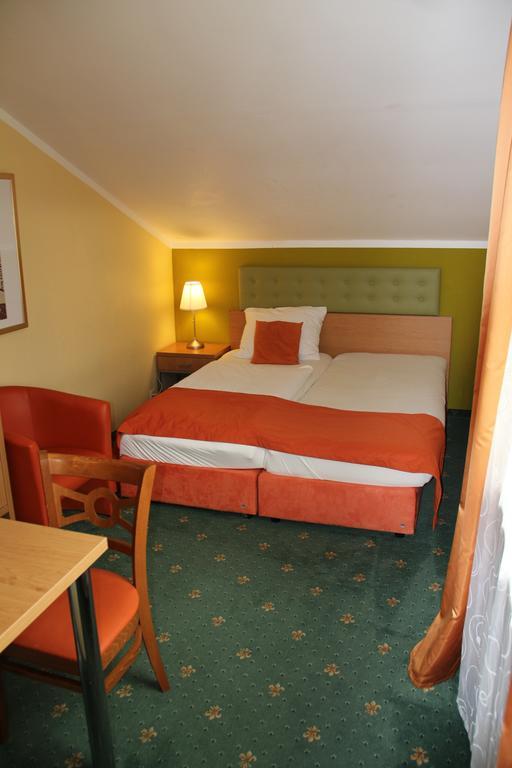 Hotel Kreuzwirt Engerwitzdorf Buitenkant foto