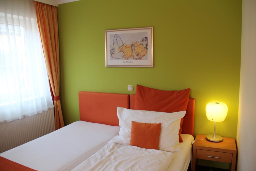 Hotel Kreuzwirt Engerwitzdorf Buitenkant foto